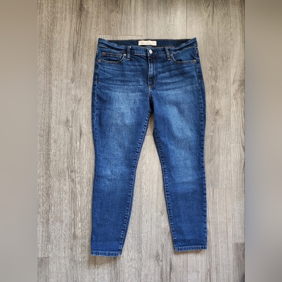 GAP Women's 31R True Skinny Ankle Dark Wash Jeans - Picture 1 of 5